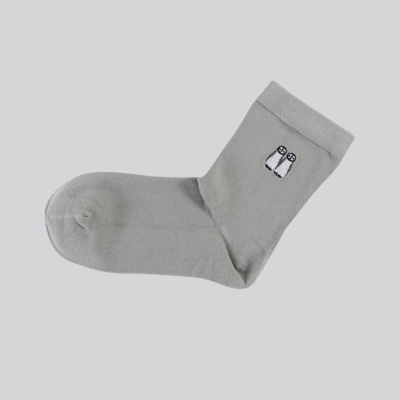 Fabrik Heißer Verkauf Niedliche Muster Stickerei Logo Frauen Strickkleid Crew Socken