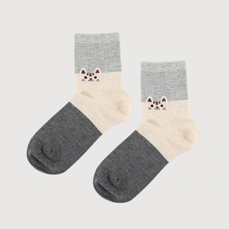 Modische Cartoon-Katzen-Socken aus gesponnener Seide und Jacquard, superweich