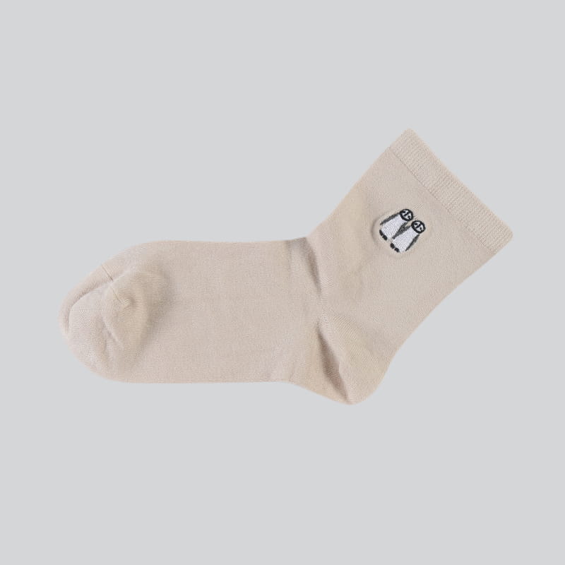 Fabrik Heißer Verkauf Niedliche Muster Stickerei Logo Frauen Strickkleid Crew Socken