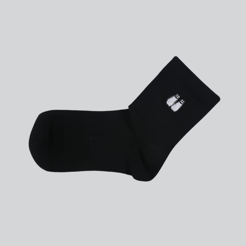 Fabrik Heißer Verkauf Niedliche Muster Stickerei Logo Frauen Strickkleid Crew Socken