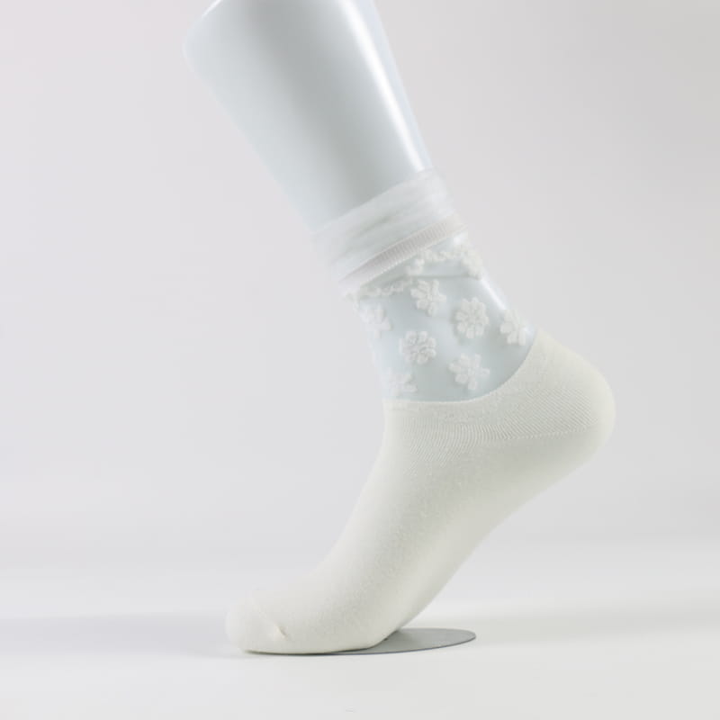 Koreanische Mode und bequeme transparente Damen-Baumwollsocken aus Luokou-Glasseide