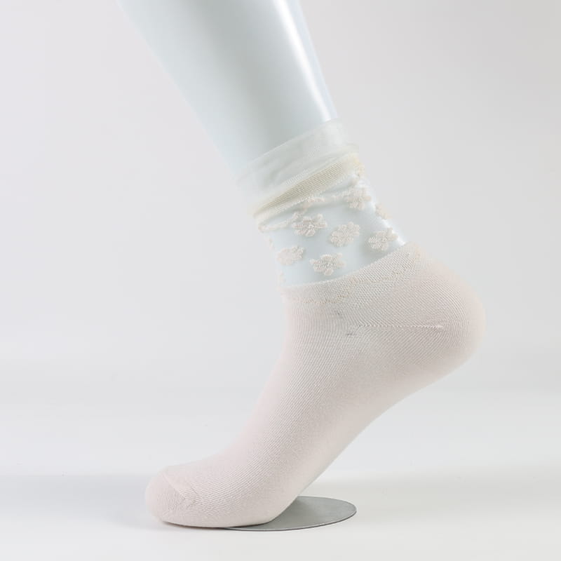 Koreanische Mode und bequeme transparente Damen-Baumwollsocken aus Luokou-Glasseide