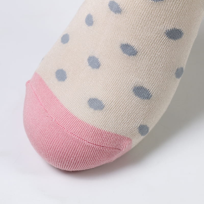 Superweiche Damensocken aus gesponnenem Seiden-Jacquard mit modischen Punkten