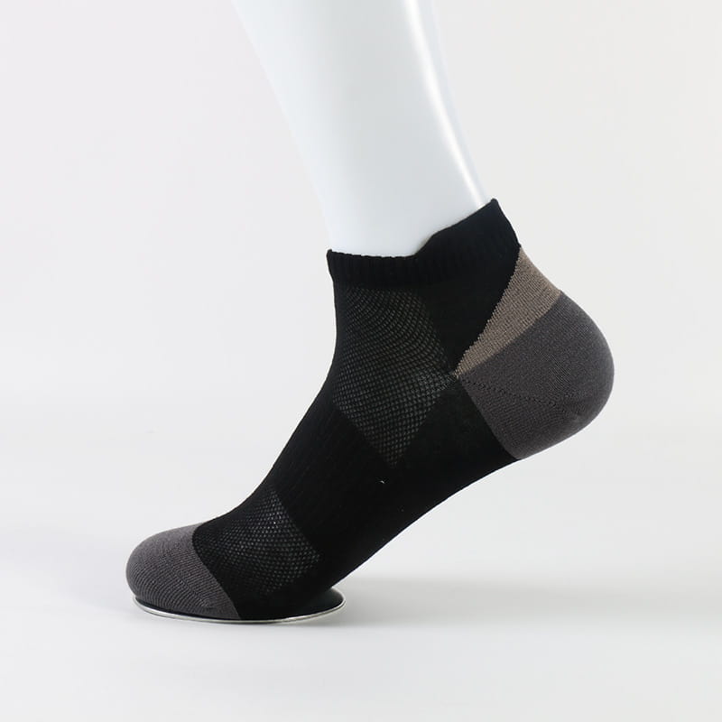 Farblich passende atmungsaktive Mesh-Großhandels-Knöchel-Herren-Socken aus schwarzem Bambus