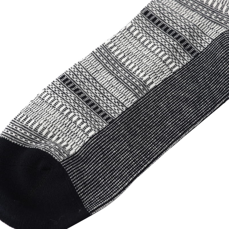 Lässige, modische, bequeme Baumwollsocken mit Diamantblumenmuster