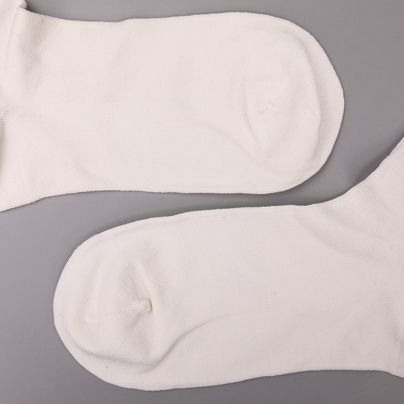 Weiches, gesponnenes Seidennylon, überzogen mit Ammoniak, 2 horizontalen Streifen und verstärkten, handgenähten Damensocken WSD1536