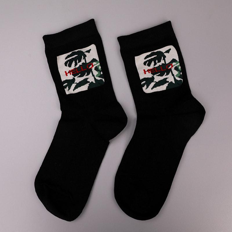 Weiche, gesponnene Seide, mit Nylon umwickelt, Spandex-Imitation, 3D-bedruckter Jacquard, handgenähte Herbst- und Winter-Herrensocken WSD2850