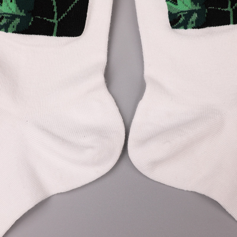 Weiche, gesponnene Seide, mit Nylon umwickelt, Spandex-Imitation, 3D-bedruckter Jacquard, handgenähte Herbst- und Winter-Herrensocken WSD2850