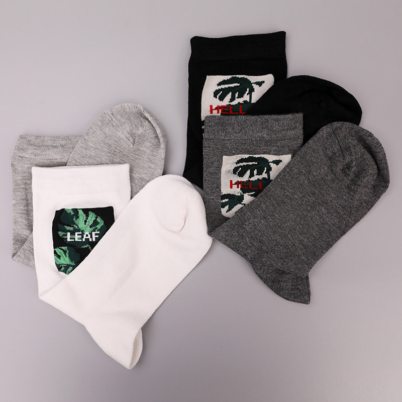 Weiche, gesponnene Seide, mit Nylon umwickelt, Spandex-Imitation, 3D-bedruckter Jacquard, handgenähte Herbst- und Winter-Herrensocken WSD2850