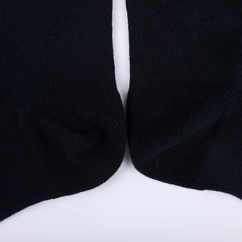 Gekämmte Baumwolle, mit Ammoniak umwickelte Socken, 98 % Baumwollgarn, kleiner Jacquard, handgenähte Herbst- und Winter-Herrensocken WSD2581