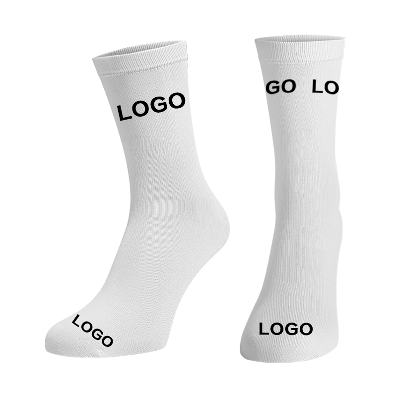 Entwerfen Sie individuell Ihr eigenes schlichtes Sportlogo. Passen Sie Basketballsocken aus Baumwolle mit individuellem Logo für Männer an