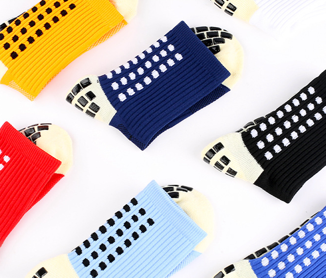 Großhandel Anti-Rutsch-Socken, rutschfeste Fußball-Grip-Sport-Fußball-Sport-Grip-Socken für Männer