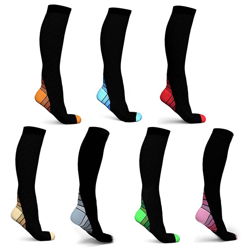 Fabrikpreis Atmungsaktive Qualität Lange Kniehohe Laufsportsocken Kompressionsstrümpfe