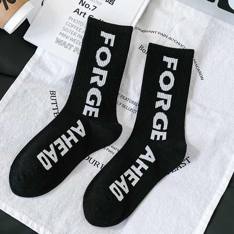 Unisex-Socken für Männer und Frauen mit niedrigem Mindestbestellwert für Lauf-Skateboard-Sneaker, individuelle Sport-Crew-Streetwear-Socken