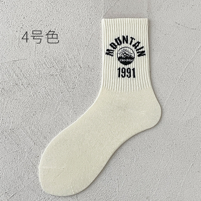 OEM Moq Fast Sample Designer Casual Custom Logo Herren Baumwoll-Jacquard-Crew-Socken